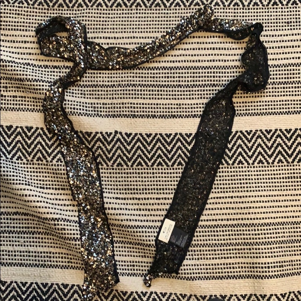 UO Scarf